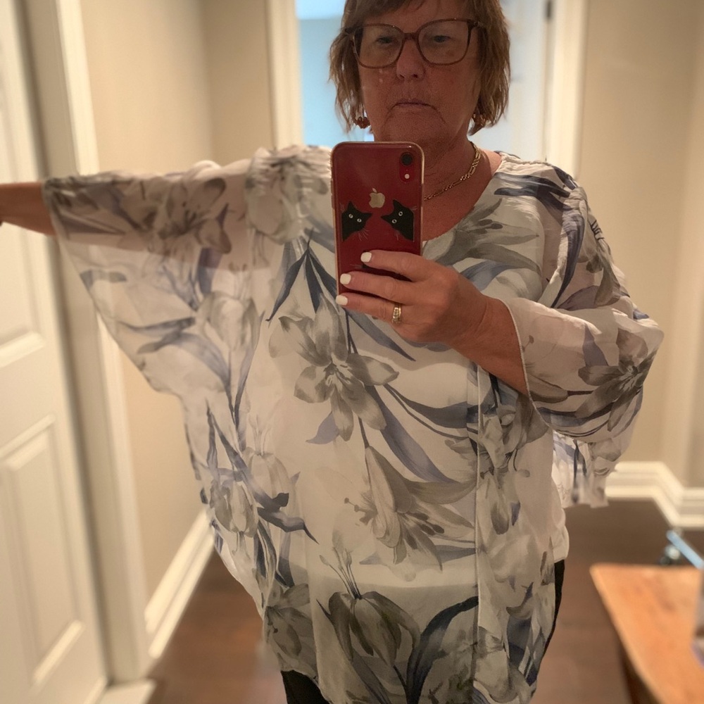Floral Sheer Women's Top - White and Gray